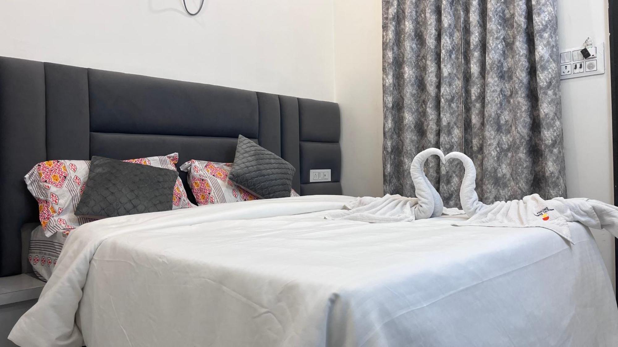 Hotel Sunset Orchha Dış mekan fotoğraf